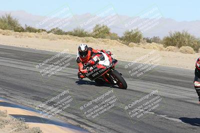 media/Dec-01-2025-Moto Forza (Mon) [[2daa91e15f]]/2-Intermediate Group/Session 4 (Turn 10 Inside)/